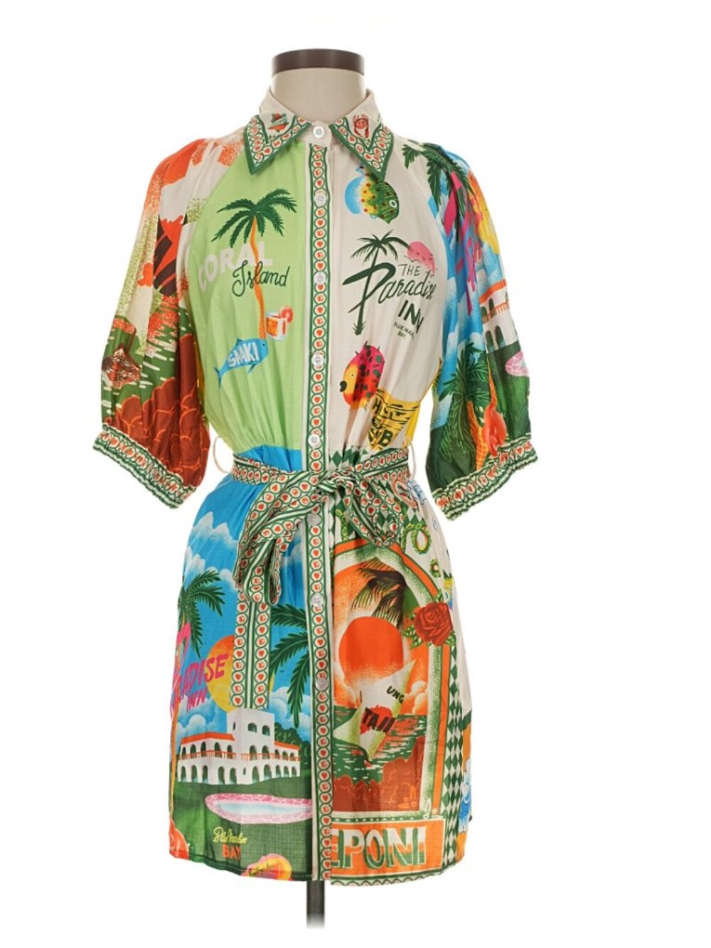 Fabulous vacation printed dress. Small. Belted with pockets.